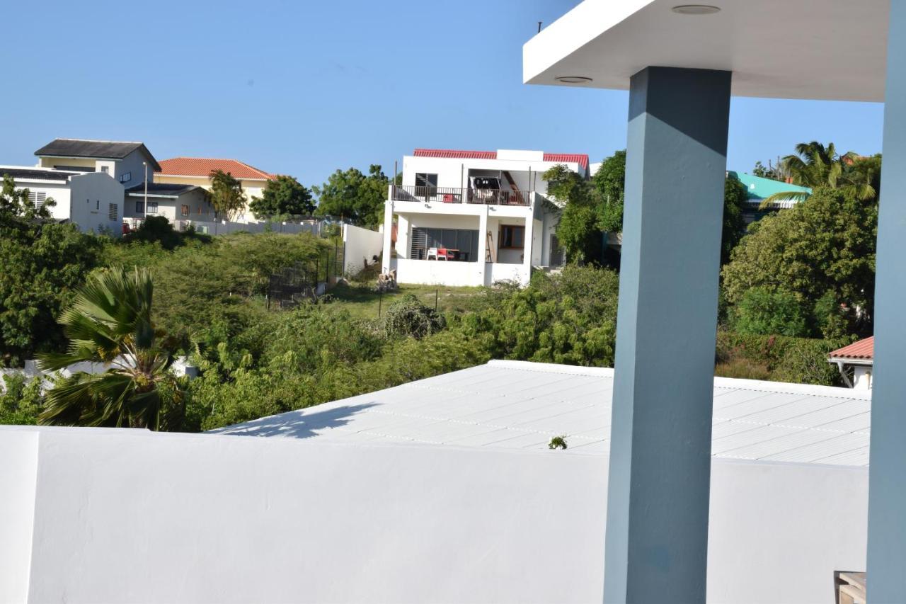 Cg Apartment - Flamboyan Willemstad Esterno foto
